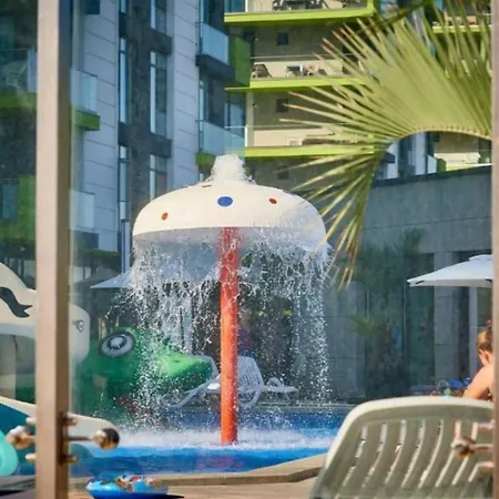 Holiday Luxe Beach & Pool Prima Linie La Mare - Private Parking Apartment *