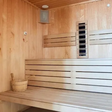 Holiday Luxe Beach & Pool Prima Linie La Mare - Private Parking Navodari