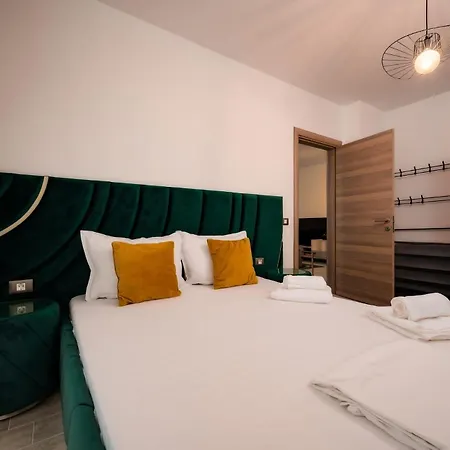 Apartment Holiday Luxe Beach & Pool Prima Linie La Mare - Private Parking