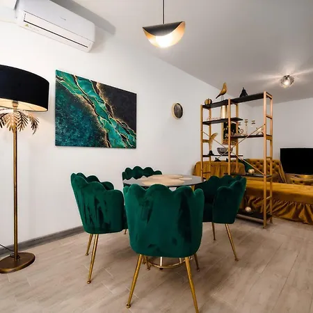 Holiday Luxe Beach & Pool Prima Linie La Mare - Private Parking Apartment *