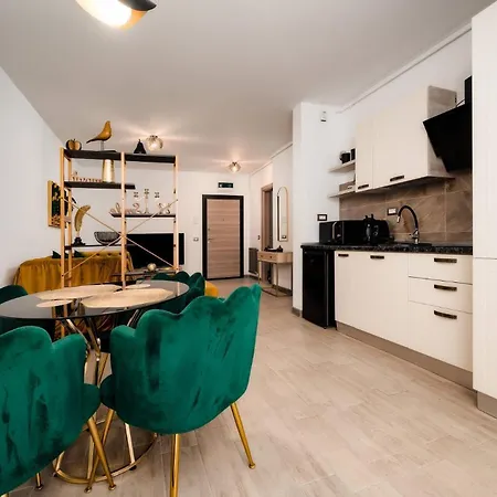 Apartment Holiday Luxe Beach & Pool Prima Linie La Mare - Private Parking