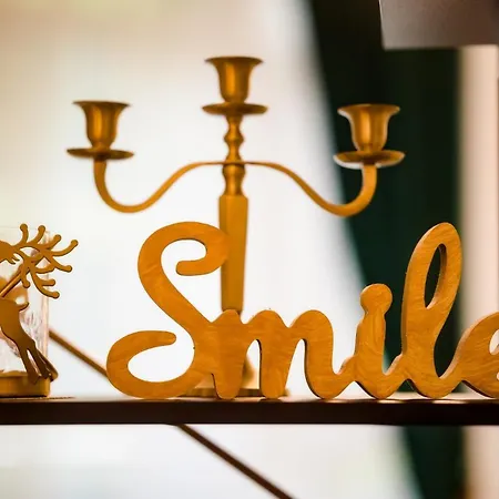 Holiday Luxe Beach & Pool Prima Linie La Mare - Private Parking Apartment Navodari