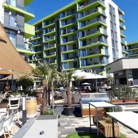 Holiday Luxe Beach & Pool Prima Linie La Mare - Private Parking *